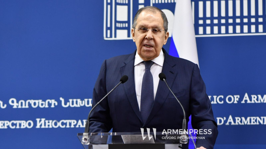 Lavrov à Erevan: l'Arménie devrait tenir compte de l'hostilité de la France à l'égard de la Russie avant de s’appuyer sur elle