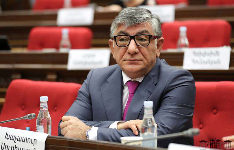 Ադամանդի գործով ՖՍԲ-ն Խաչատուր Սուքիասյանին մեղադրում է, խոսնակը՝ հերքում