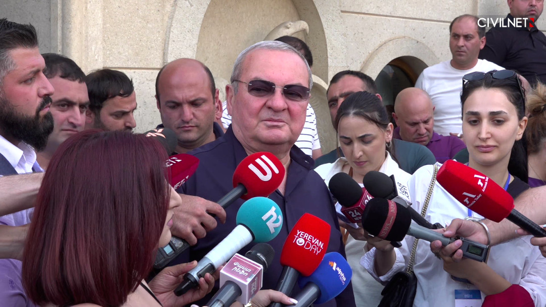 «Չեն հասցրել, բայց շուտով կձերբակալեն»․ Կարեն Կարապետյանը՝ եղբոր ձերբակալության մասին