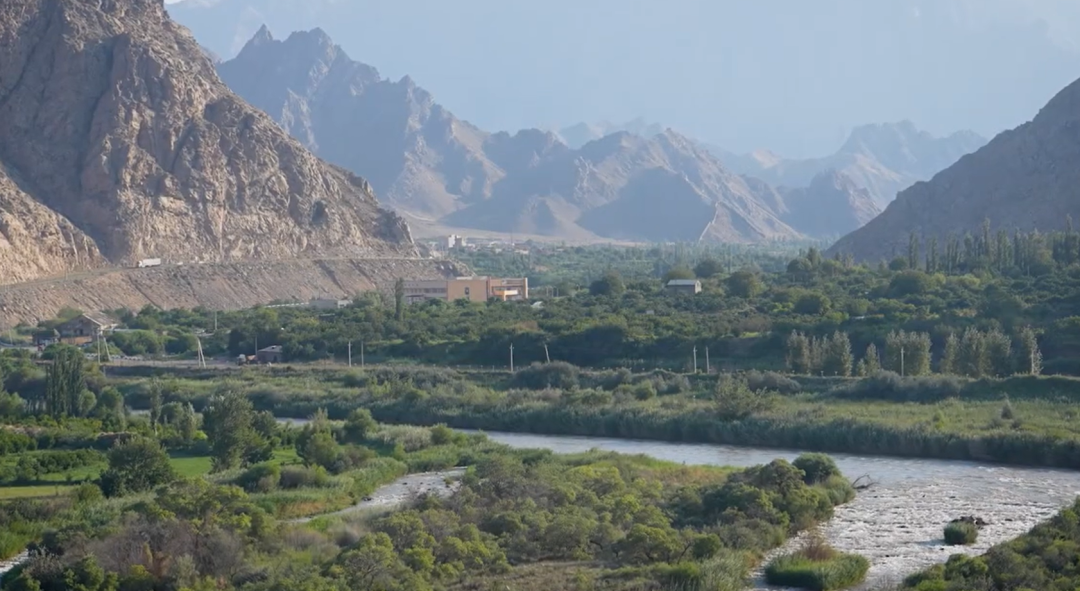 U.S. Pushes Corridor Deal Via Armenia, Carnegie Report Suggests