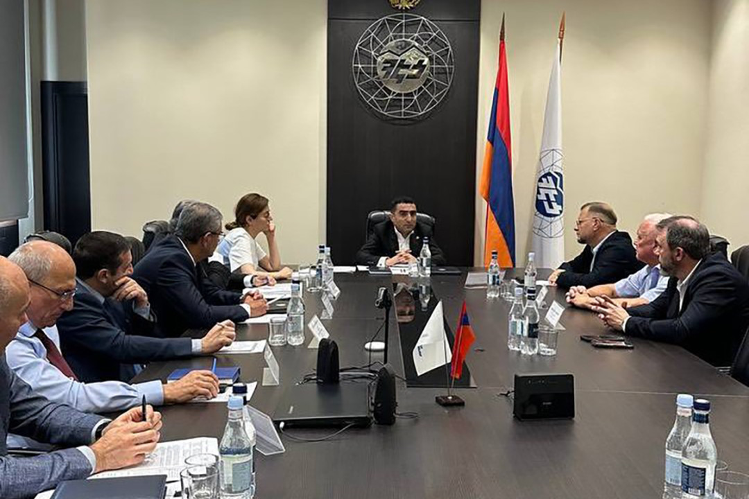 Բացակայող փաստաթղթեր և միլիարդների կանխավճար․ Պետրոսյանը՝ ՀԷՑ-ի և «Կասկադ Էներգոյի» հարաբերությունների մասին