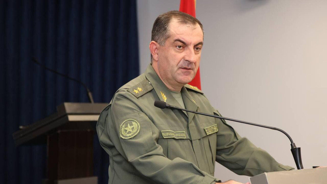 Անհետ կորած զինծառայողների ծնողներին ընդունել է ԳՇ պետը