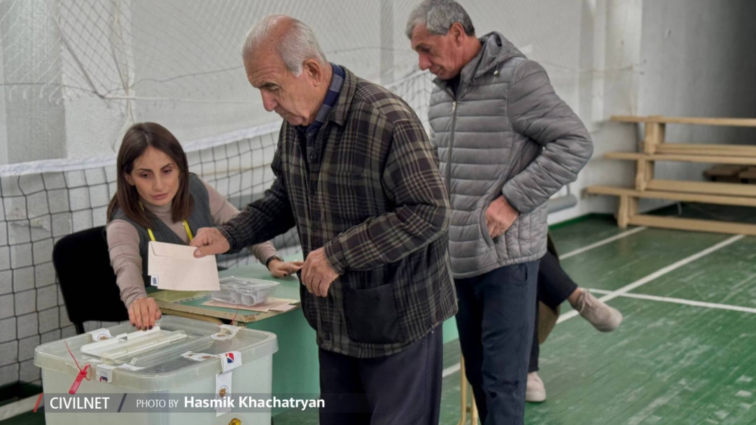 Vagharshapat : le parti Contrat civil conserve la majorité municipale