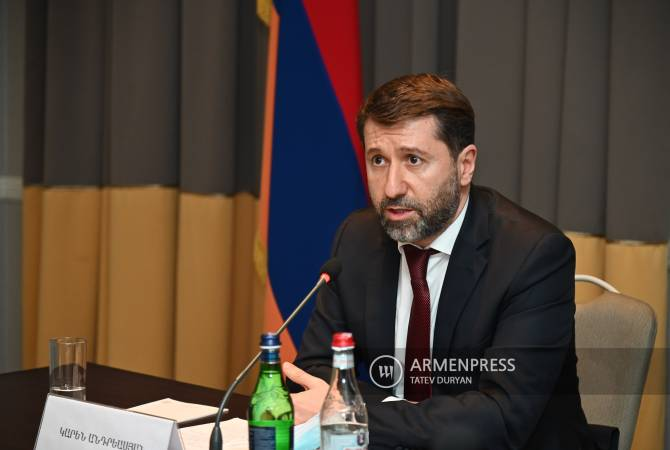 Aucune discussion sur le retrait des recours juridiques internationaux contre l’Azerbaïdjan, affirme Andreasyan