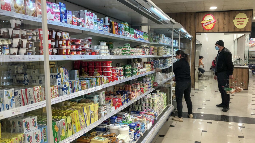 «Արզնի կաթնամթերք»-ի արտադրամասում վտանգավոր սննդամթերք է հայտնաբերվել. արտադրատեսակների արտադրությունը կասեցվել է