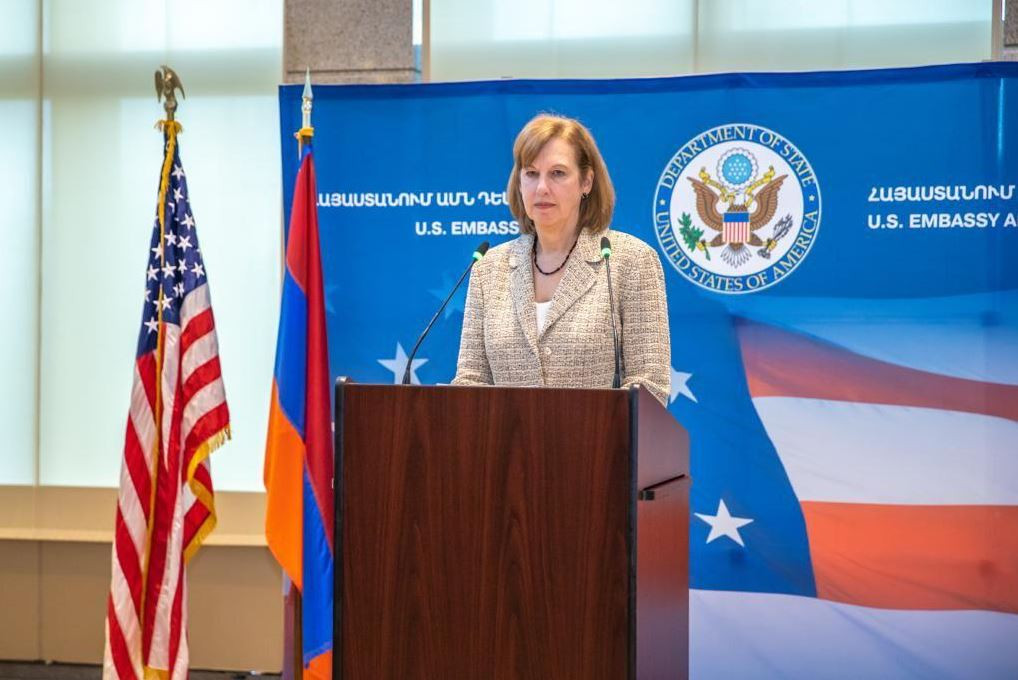 Հունվարի կեսին ԱՄՆ դեսպան Քվինը կավարտի իր աշխատանքը ՀՀ-ում․ դեսպանատուն