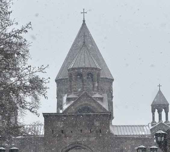Մայր Աթոռը իշխանությանը և իրավապահ համակարգին կոչ է անում հարգել եկեղեցու ինքնավարության իրավունքը