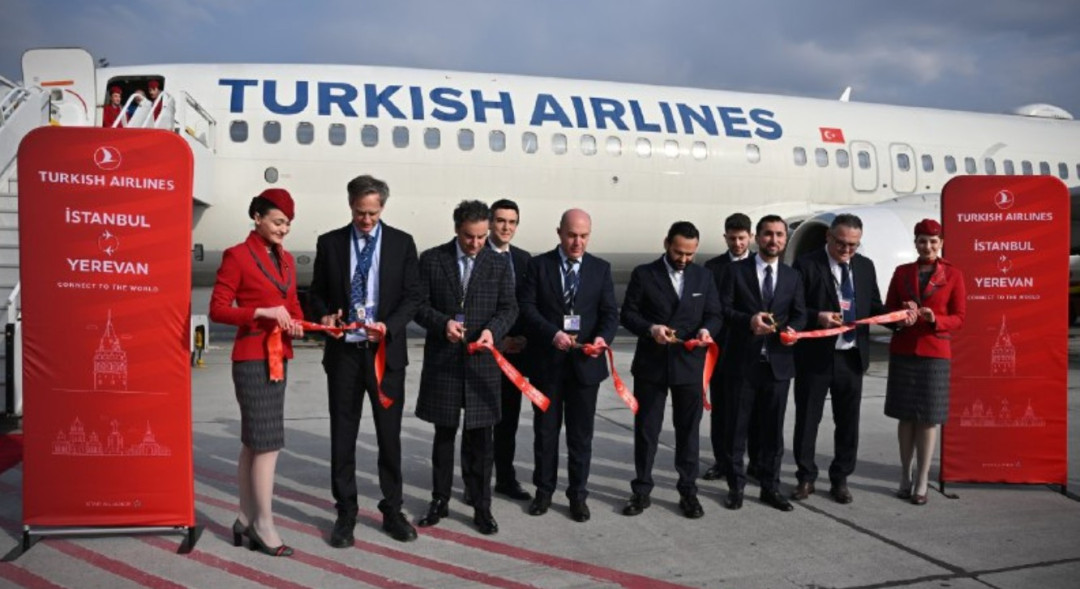 First Turkish Airlines flight lands in Yerevan