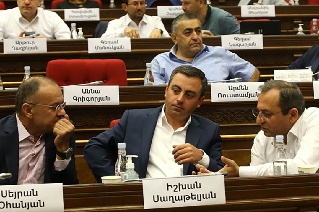 Սահմանադրական դատարանը մերժել է ընդդիմադիր պատգամավորների դիմումը