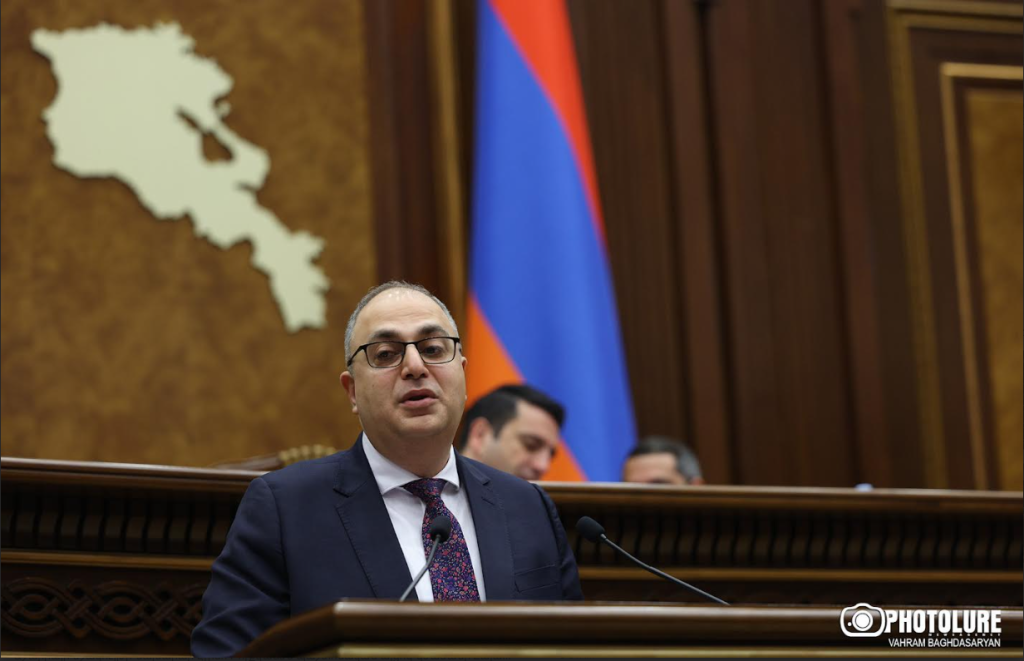Վլադիմիր Վարդանյանն ընտրվել է ՍԴ դատավոր