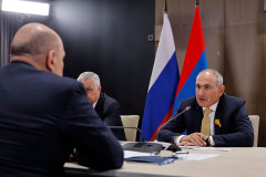La Russie espère développer ses relations avec le nouveau gouvernement arménien, déclare Michoustine