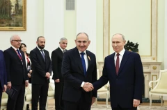 Un éventuel référendum au programme de la rencontre Pashinyan-Poutine, selon Peskov