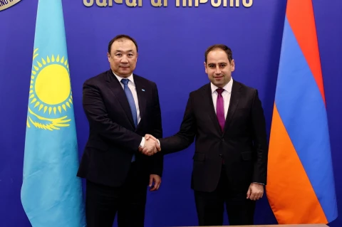 Հայաստանն ու Ղազախստանը երկաթուղային ոլորտն են քննարկել