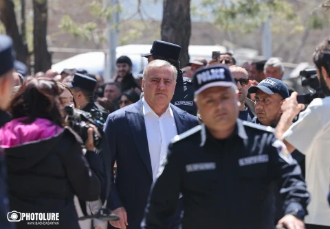 Սամվել Կարապետյանի 17 աջակից է ձերբակալվել