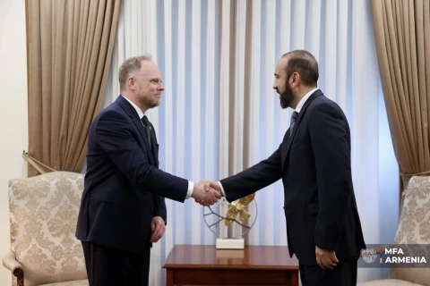 Միրզոյանն ու ՆԱՏՕ-ի ներկայացուցիչը քննարկել են Հայաստան-ՆԱՏՕ համագործակցությունն ու տարածաշրջանային զարգացումները