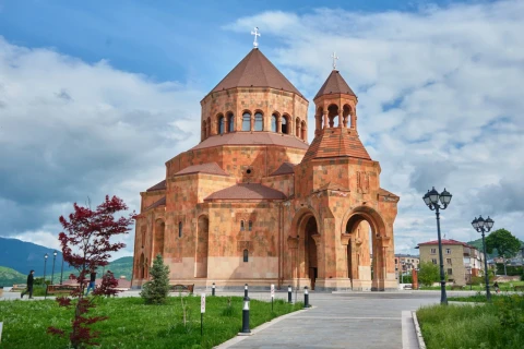 L'Azerbaïdjan a anéanti la cathédrale Sainte-Mère-de-Dieu à Stepanakert