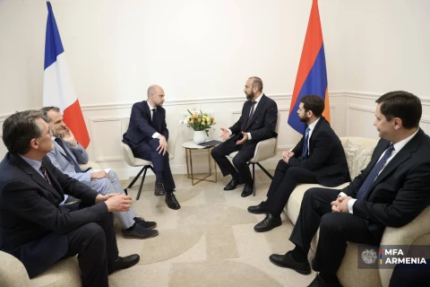 Հայաստանի և Ֆրանսիայի ԱԳ նախարարները քննարկել են ռազմավարական գործընկերության զարգացմանն ուղղված քայլերը