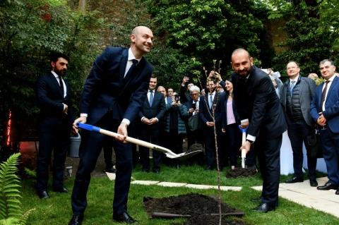 Paris, avril 2026 : L'insoutenable divorce entre Erevan et la diaspora