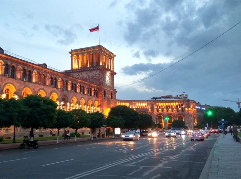Ապրիլի 30-ի կեսգիշերից հրապարակը և հարակից փողոցները փակվելու են երթևեկության և կայանման համար