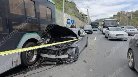 Մյասնիկյան պողոտայում ավտովթարի պատճառ դարձած 19-ամյա վարորդին մեղադրանք է առաջադրվել