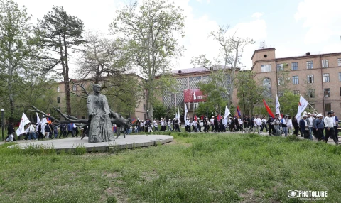 Armenia’s election campaign officially begins