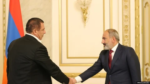 Pashinyan says Armenia to take control of Tsarukyan-linked cement factory