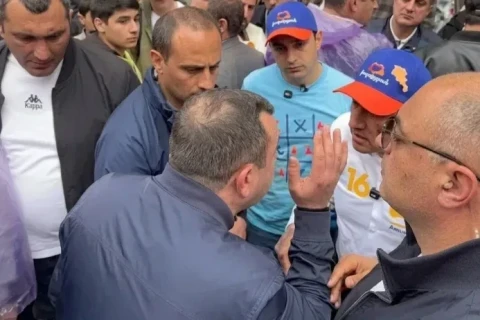 Artur Osipyan a entamé une grève de la faim et exige des excuses de Pashinyan, selon son avocat
