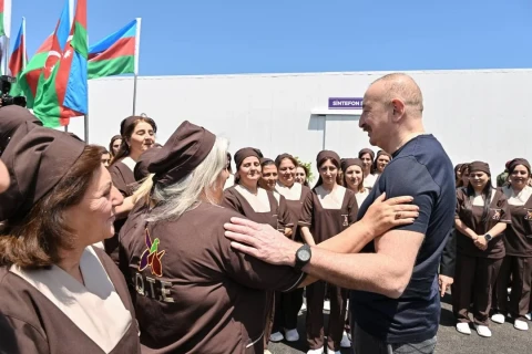 Ադրբեջանի ոստիկանությունն Անկախության օրվա միջոցառմանը առգրավել է ԵՄ դրոշը
