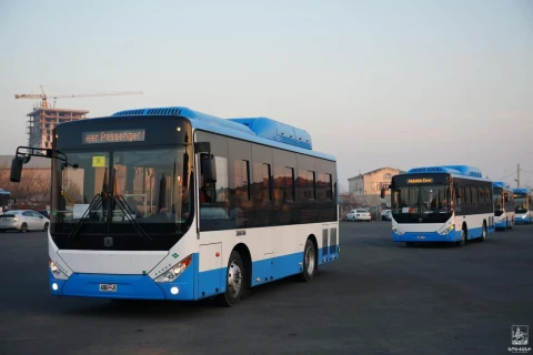 Տրանսպորտում ուղևորները հրմշտել ու հայհոյել են ուղետոմսերը ստուգող հսկիչներին․ մի կին ձերբակալվել է