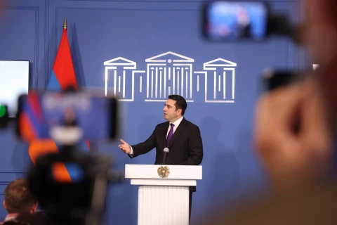 Չեմ վերցնի մանդատը, չեմ գա ԱԺ․ Ալեն Սիմոնյան