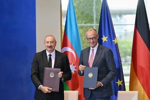 Ալիևը Բեռլինում Մերցի հետ ստորագրել է ռազմավարական գործընկերության մասին հռչակագիր