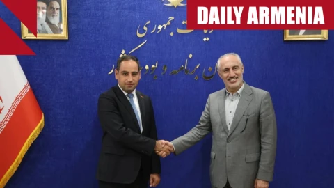 Iran, Armenia discuss expanding energy and infrastructure ties