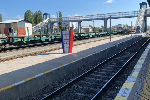 Վերականգնվում է Աքյաքա-Գյումրի երկաթուղային ճանապարհը