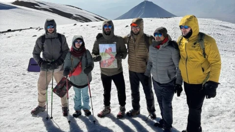 Removed Karabakh pupil's drawing sells for $1,800, carried to Mount Ararat summit