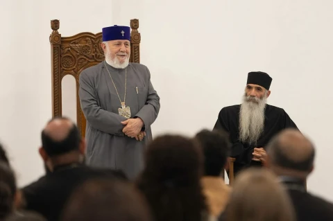 Կառավարությունը ծրագրում է ամրագրել Կաթողիկոսի հեռացման նպատակը