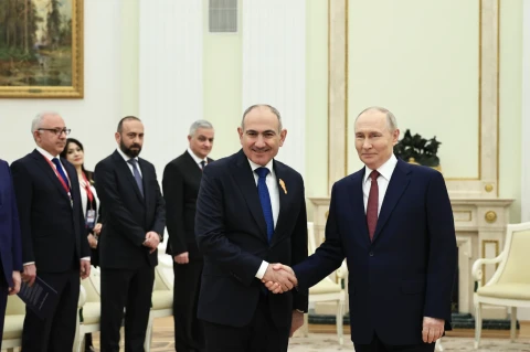 Փաշինյան-Պուտին հանդիպման օրակարգում հնարավոր հանրաքվեն կլինի․ Պեսկով