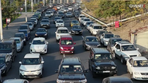 Yerevan looks for ways to ease worsening traffic