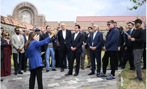 Armenian criticism grows over diplomats’ Karabakh visit as state remains silent