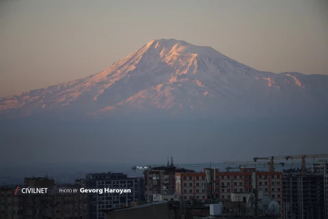 Citizenship, Trauma, and the Diaspora: Armenia’s Proposed Residency Requirement in Comparative Perspective