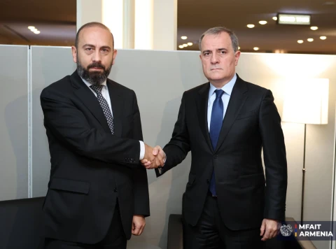 Միրզոյանն ու Բայրամովը հանդիպել են Նյու Յորքում․  խաղաղության և ապաշրջափակման հարցերն են քննարկել