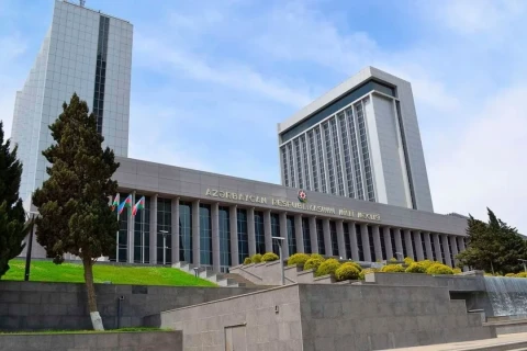 Ադրբեջան-Թուրքիա միջխորհրդարանական խումբը քննադատում է թուրք պաշտոնյաներին հիջաբի արգելքի վերաբերյալ պնդումների պատճառով