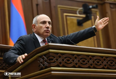 Pashinyan’s risky bet on constitutional change and peace with Azerbaijan