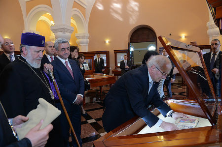 Մատենադարանում բացվել է «Վերապրած ձեռագրեր» ցուցադրությունը