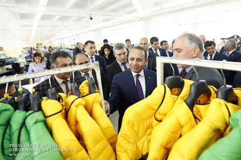 Միլիոն դոլար նվիրենք ձեզ