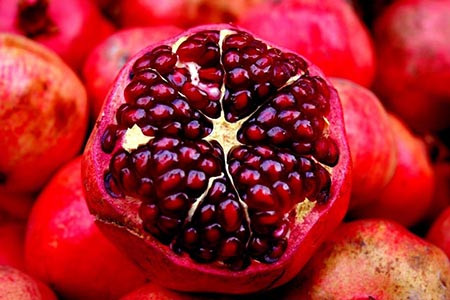 Նռան հյութ․ 11 հրաշագործ հատկություն