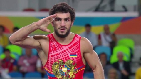 Խաչը. Միհրան Հարությունյան