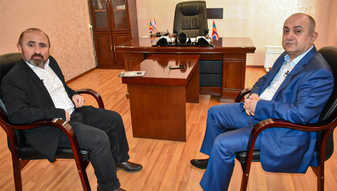 Մեշոկով փող են բաժանում․ զրույց Սամվել Բաբայանի հետ