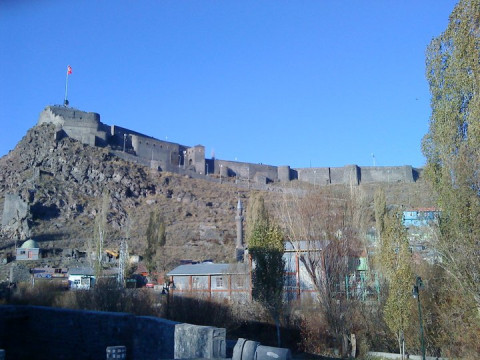 Հայաստանի մսխվող անկախությունը