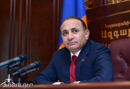 ԱԺ նախագահը ձախողված չի համարում արատահերթ նիստի գումարման շուրջ բանակցությունները