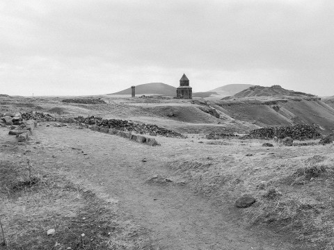 Խավարից առաջ